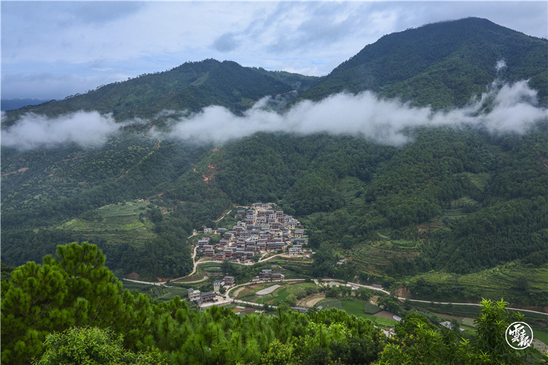4-3 全国文明村——汤谷壮族村(吕德仁摄) (33).jpg