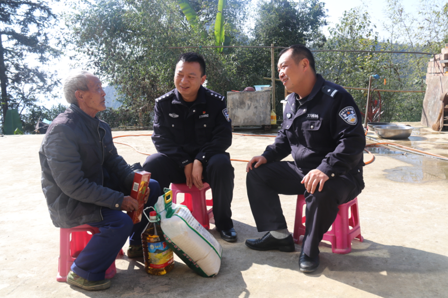 正在上传...
