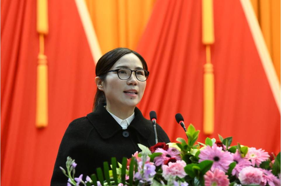 正在上传...