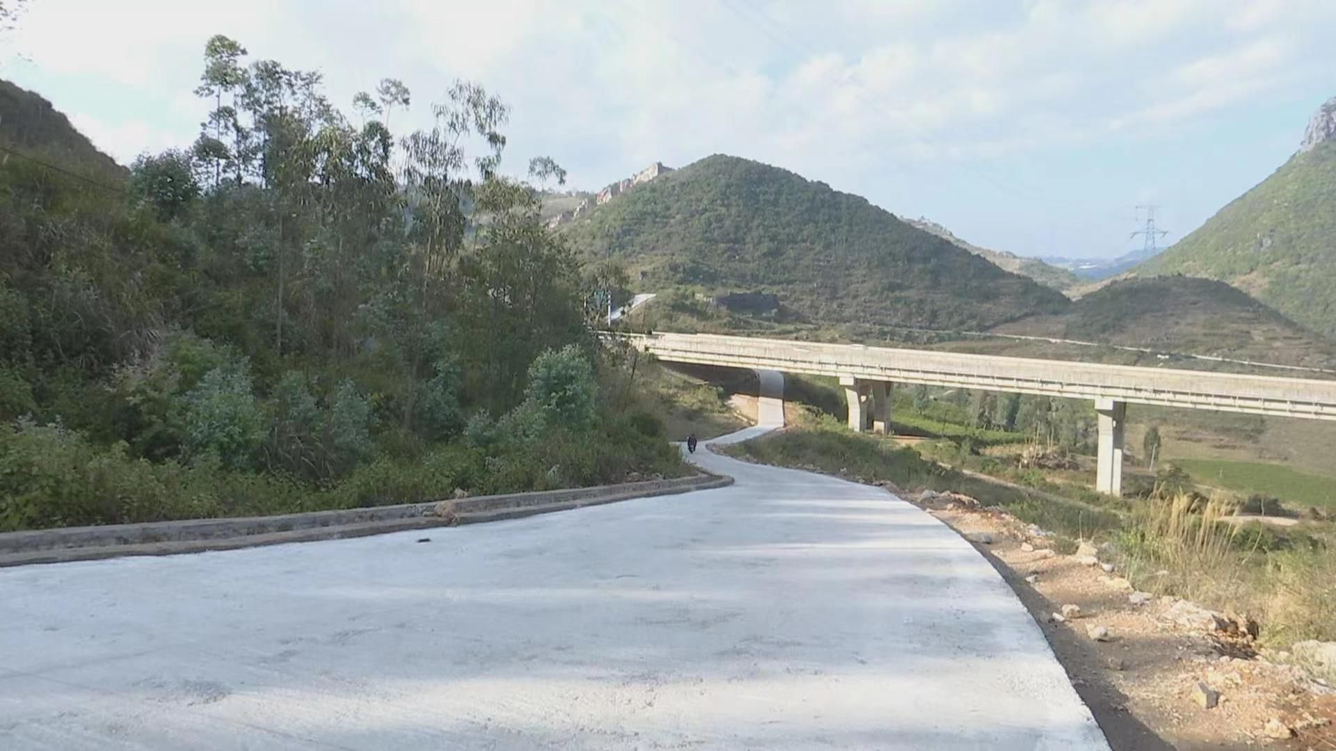 新建投入使用的入户道路.jpg