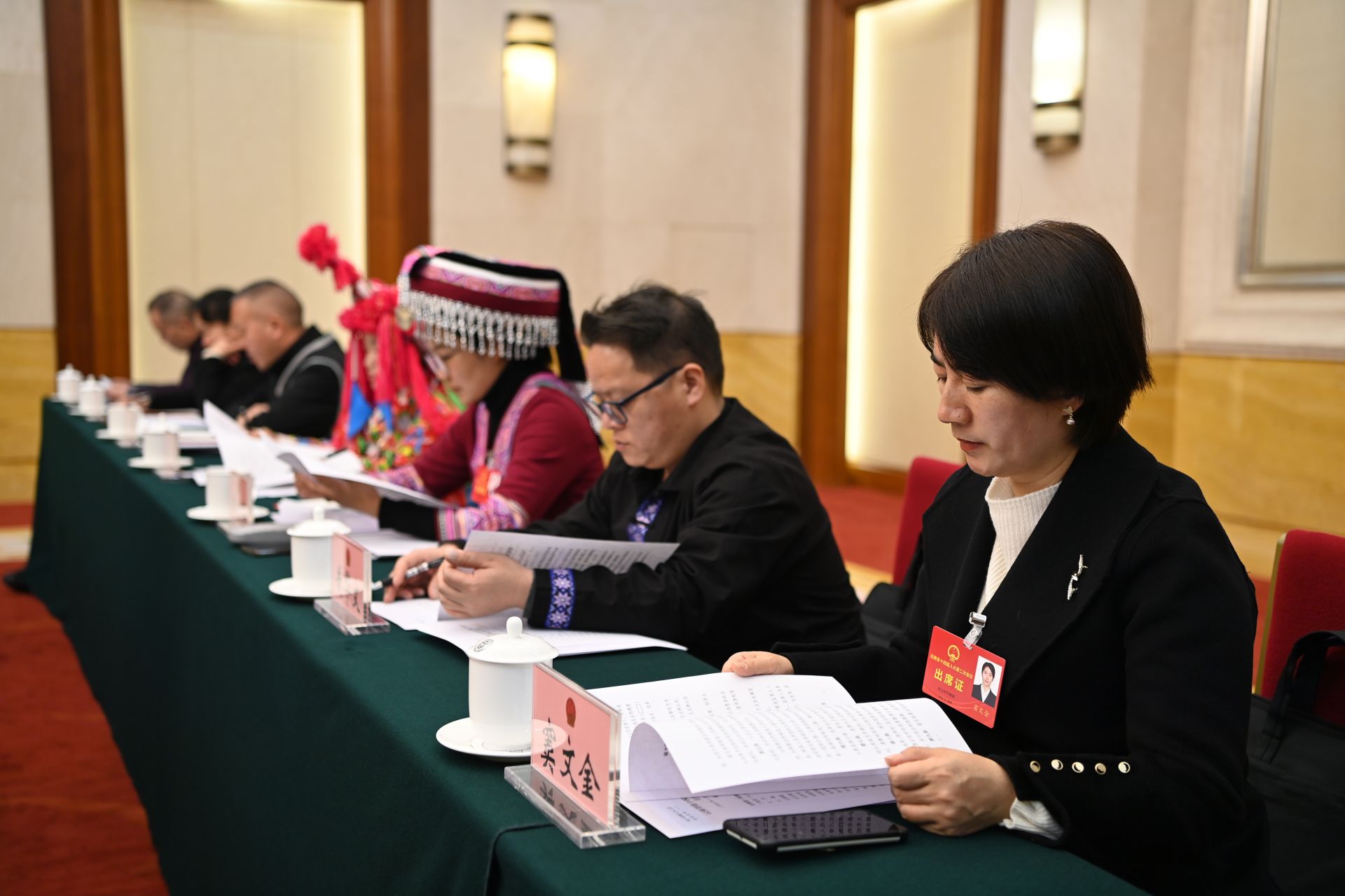 2仔细阅读.JPG