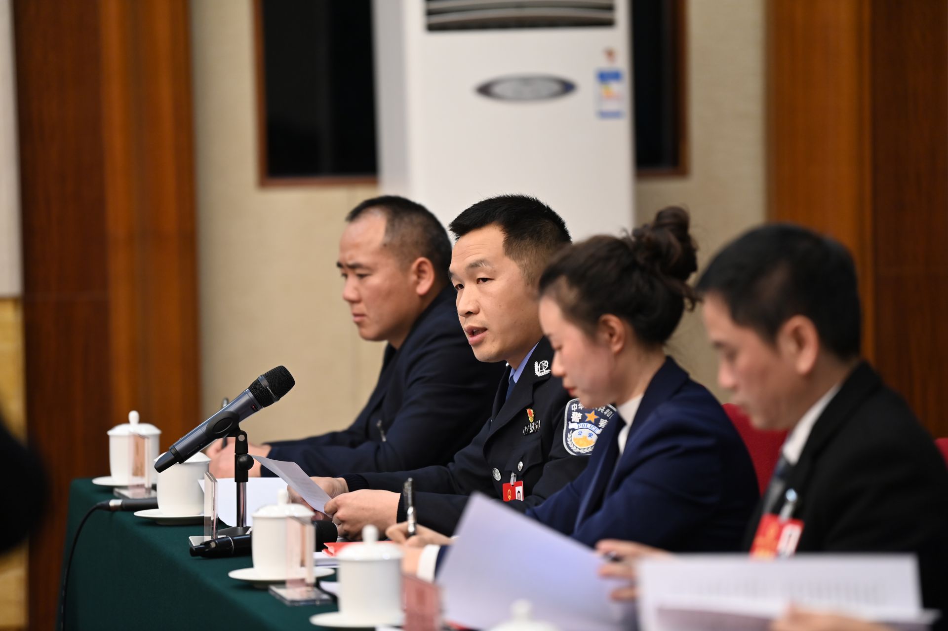 6积极建言.JPG