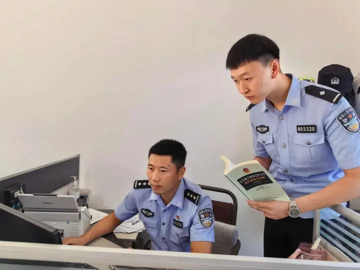 文山这对极具“反差萌”师徒的刀盾修行