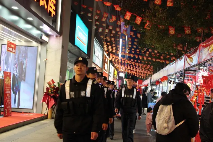 八一建军节 聆听警营老兵赤诚心声