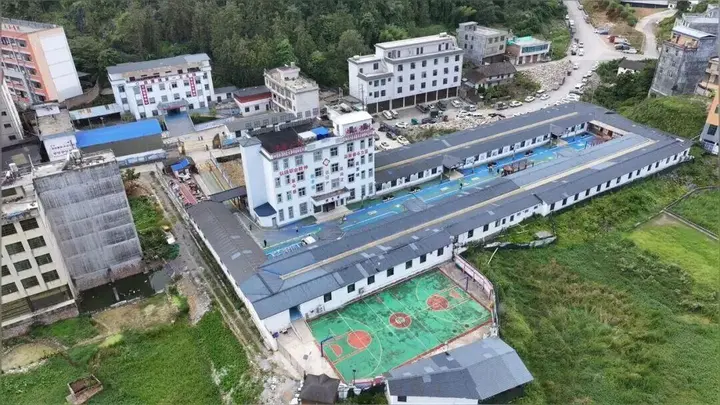 最高人民检察院倾力协调帮扶 高端医疗设备落地富宁田蓬