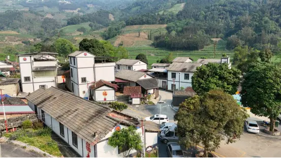  兴滇润边· 文明文山｜马关这间山村小超市，不设防却零失窃！