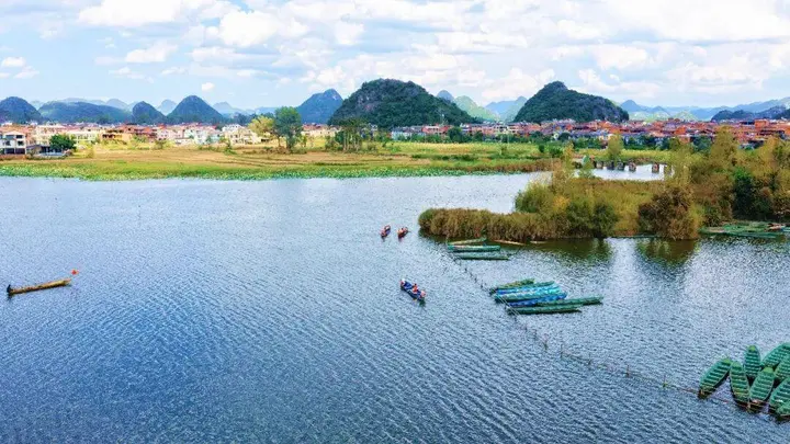 围炉煮茶+溶洞乘船!普者黑国庆上新玩法|旅居云南 好在文山