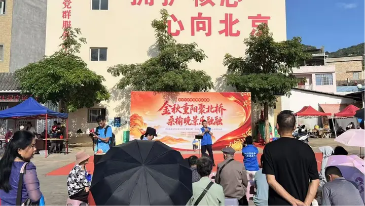文山市人社局：党员小分队下沉一线 社保服务送到家门口