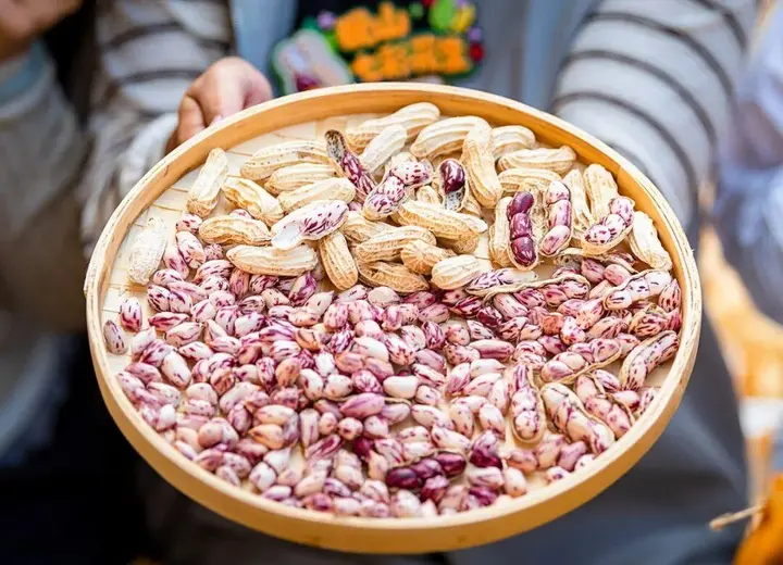 砚山这花生，天生出彩